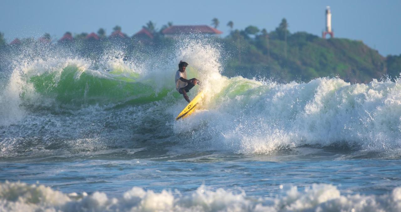 Surf'N Lanka - Surf School Hotel Weligama Luaran gambar